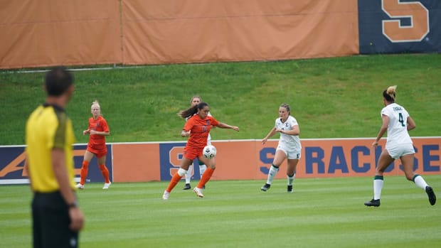 Telly Vunipola handles the ball for the Orange against Eastern Michigan